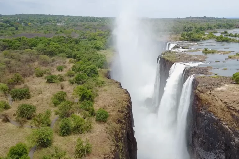 Victoria Falls: 7th world wonder & you next destination