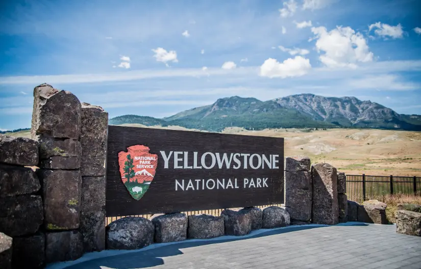 Best time to visit Yellowstone National Park